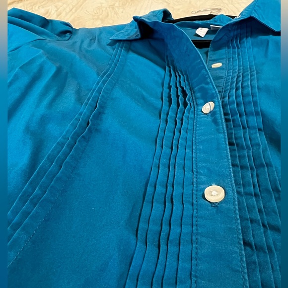 Button down shirt - Picture 2 of 6